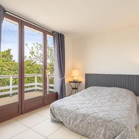 Villa Les Pesquiers By Interhome