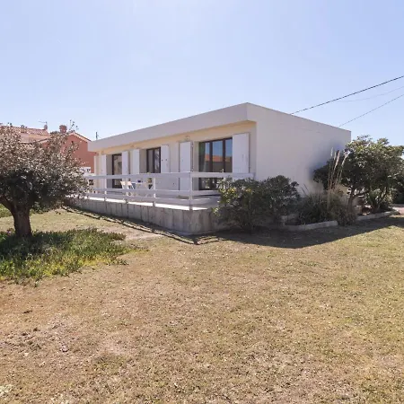 Les Pesquiers By Interhome