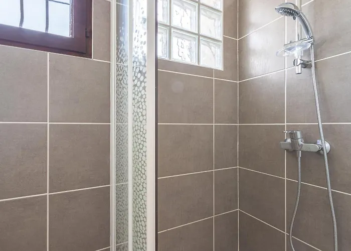 Les Pesquiers By Interhome