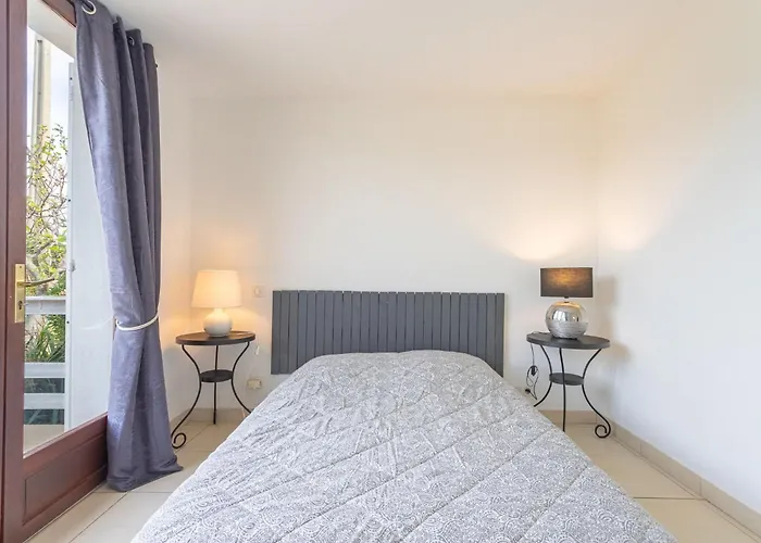 Les Pesquiers By Interhome Hyères